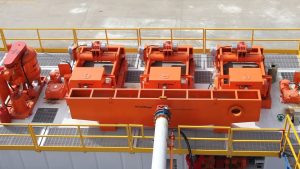 鉆機(jī)固控系統(tǒng)如何選配泥漿振動(dòng)篩？